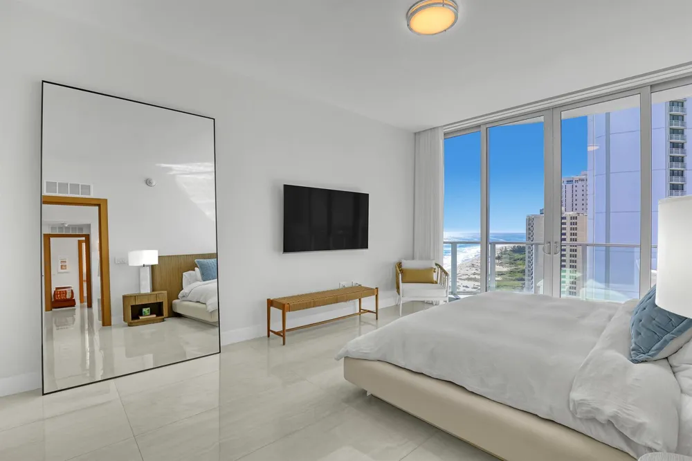3100 Ocean Dr #1805 Singer Island, FL 33404