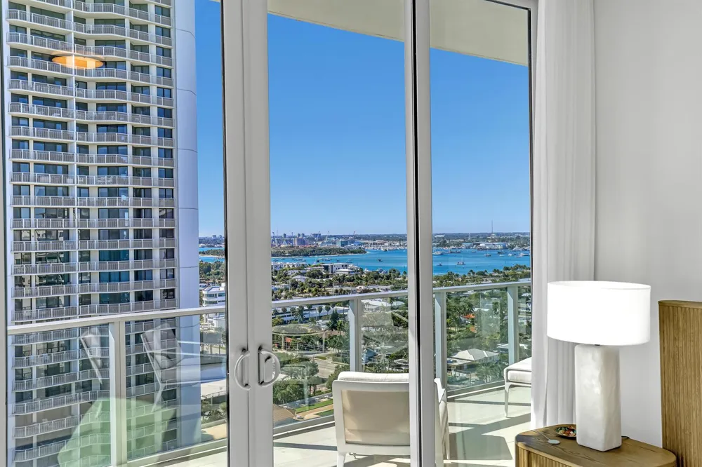 3100 Ocean Dr #1805 Singer Island, FL 33404