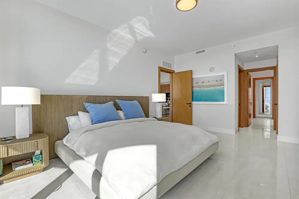 3100 Ocean Dr #1805 Singer Island, FL 33404