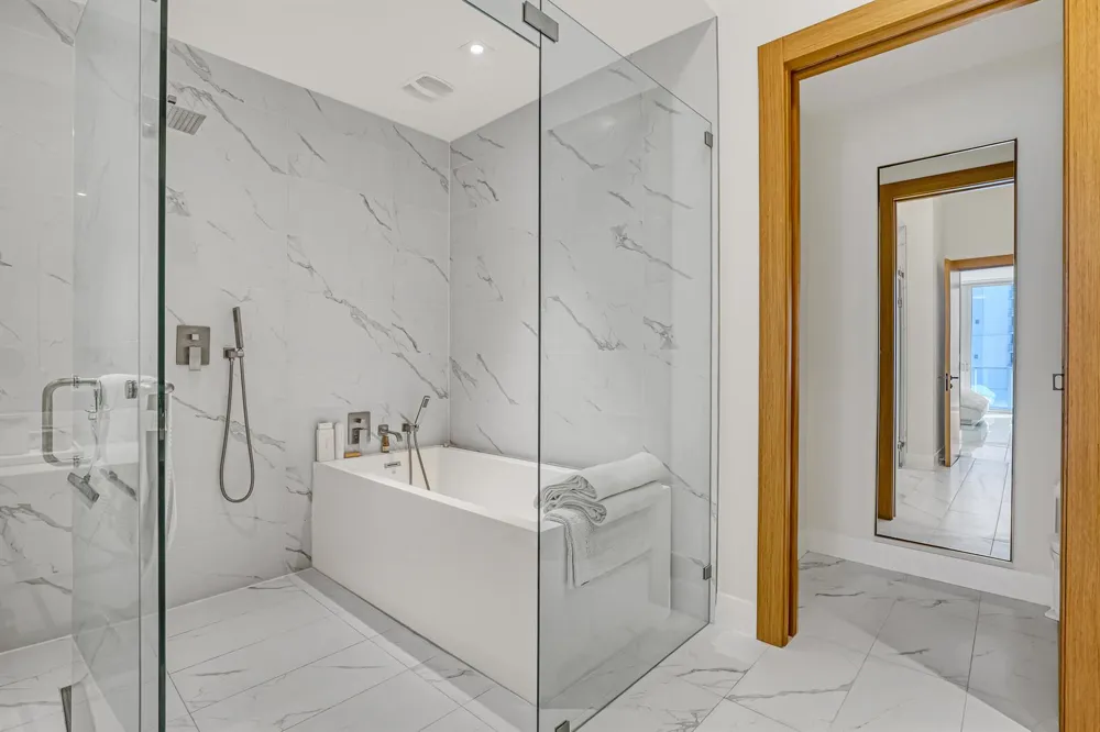 3100 Ocean Dr #1805 Singer Island, FL 33404