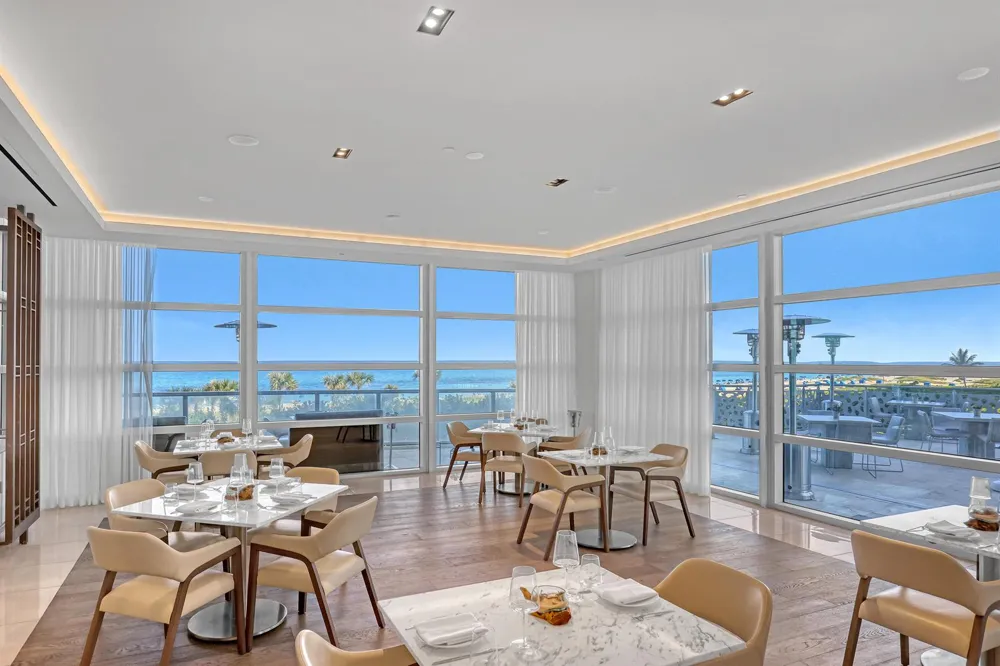 3100 Ocean Dr #1805 Singer Island, FL 33404