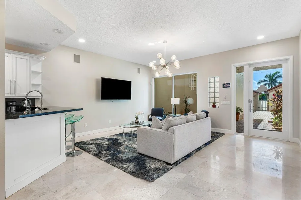 4517 S Ocean Boulevard Highland Beach, FL 33487