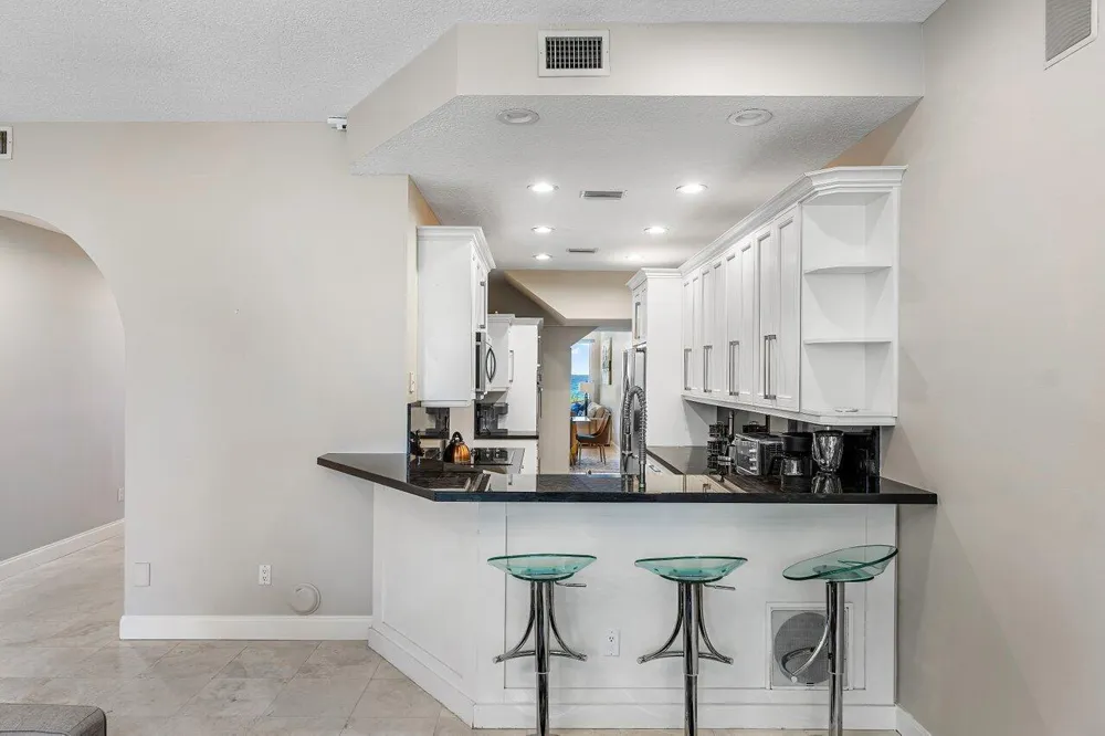 4517 S Ocean Boulevard Highland Beach, FL 33487