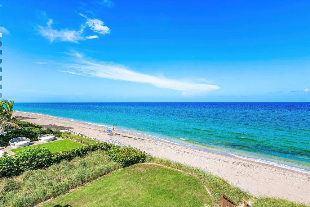 4517 S Ocean Boulevard Highland Beach, FL 33487