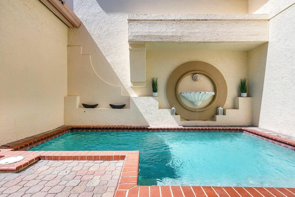 4517 S Ocean Boulevard Highland Beach, FL 33487