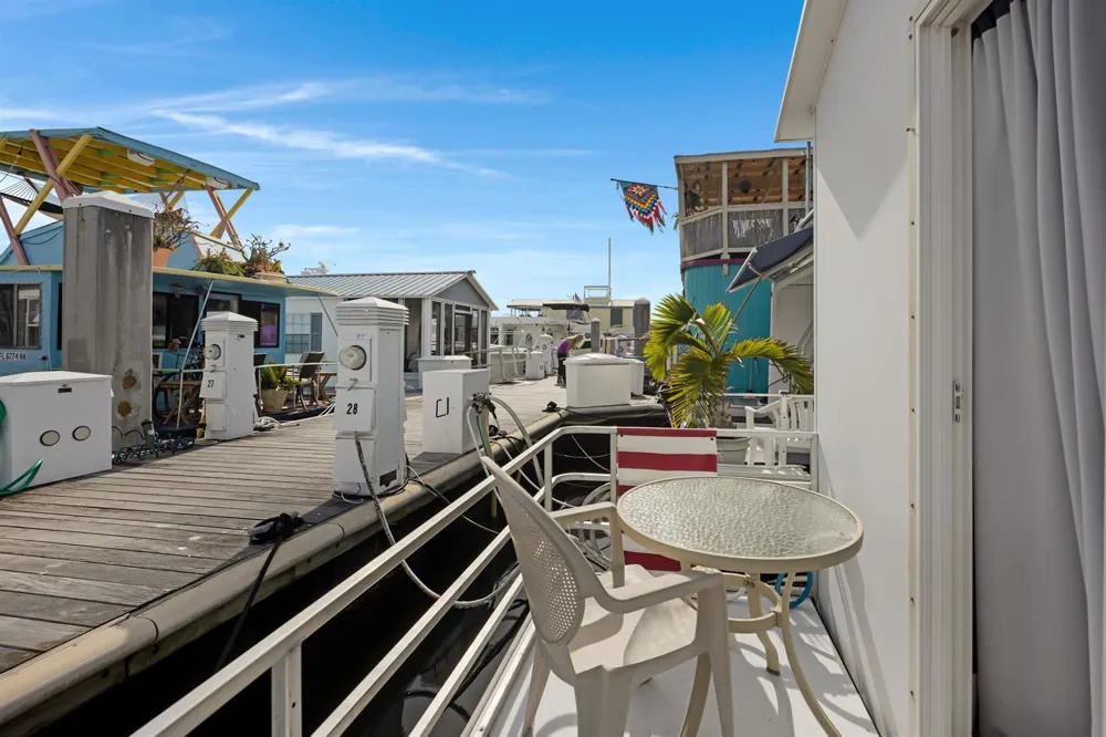 1801 Roosevelt M-28 Boulevard Key West, FL 33040