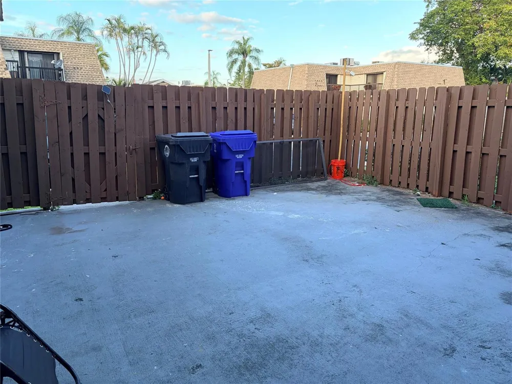 8208 SW 23 #18B North Lauderdale, FL 