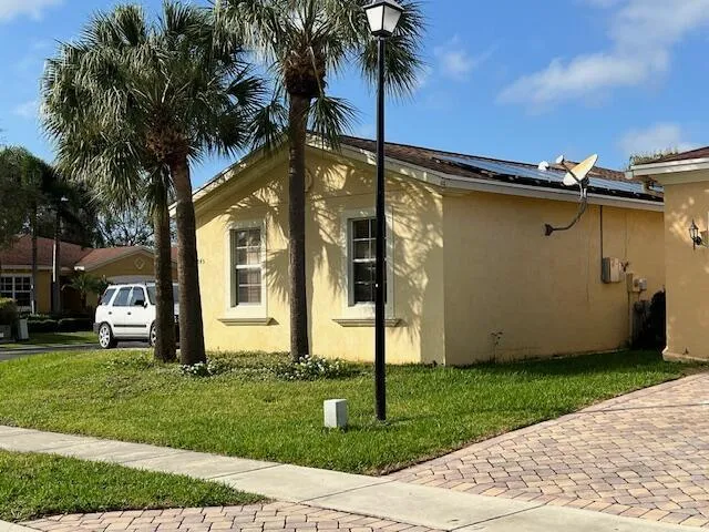 5845 Gypsum Place West Palm Beach, FL 33413