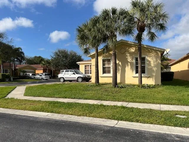 5845 Gypsum Place West Palm Beach, FL 33413