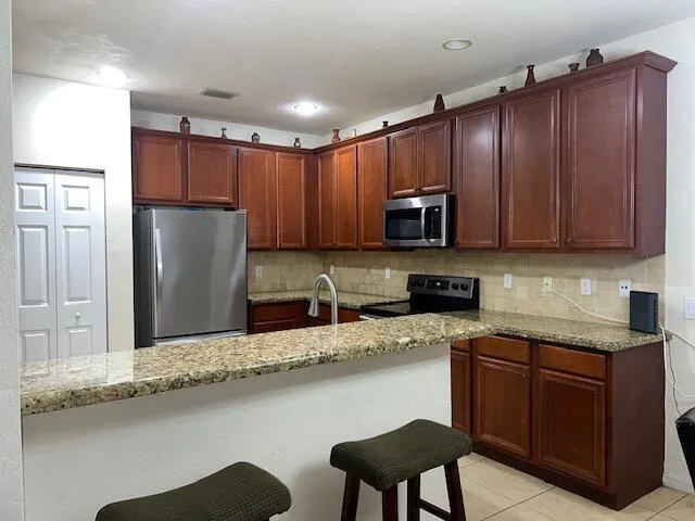 5845 Gypsum Place West Palm Beach, FL 33413