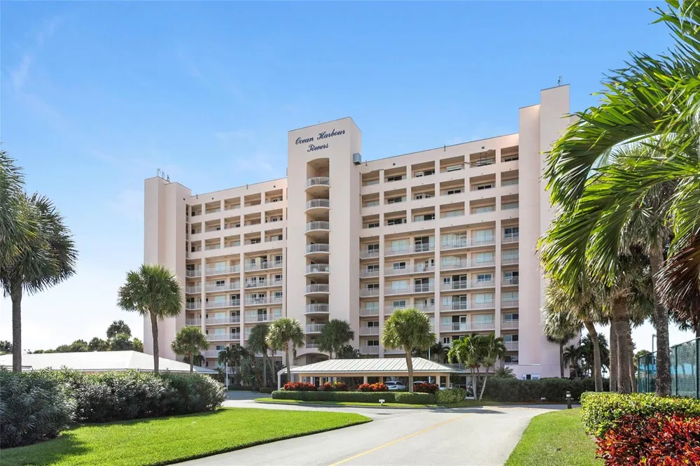 5167 Highway A1a #603 Hutchinson Island, FL 34949