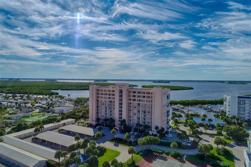 5167 Highway A1a #603 Hutchinson Island, FL 34949