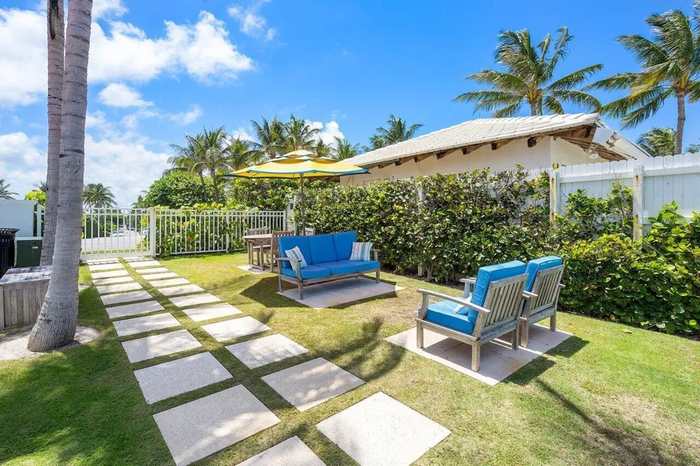 1285 Ocean Boulevard Palm Beach, FL 33480
