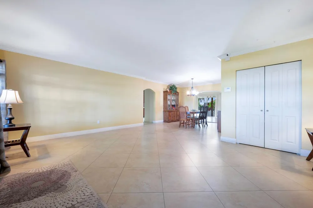 13348 Us Highway 441 Canal Point, FL 33438