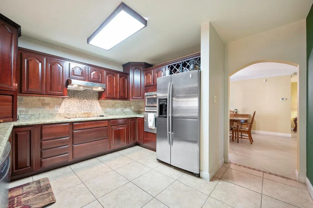 13348 Us Highway 441 Canal Point, FL 33438