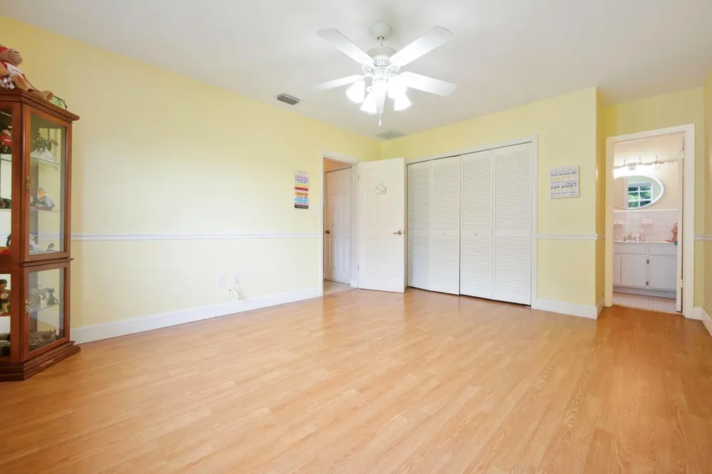13348 Us Highway 441 Canal Point, FL 33438