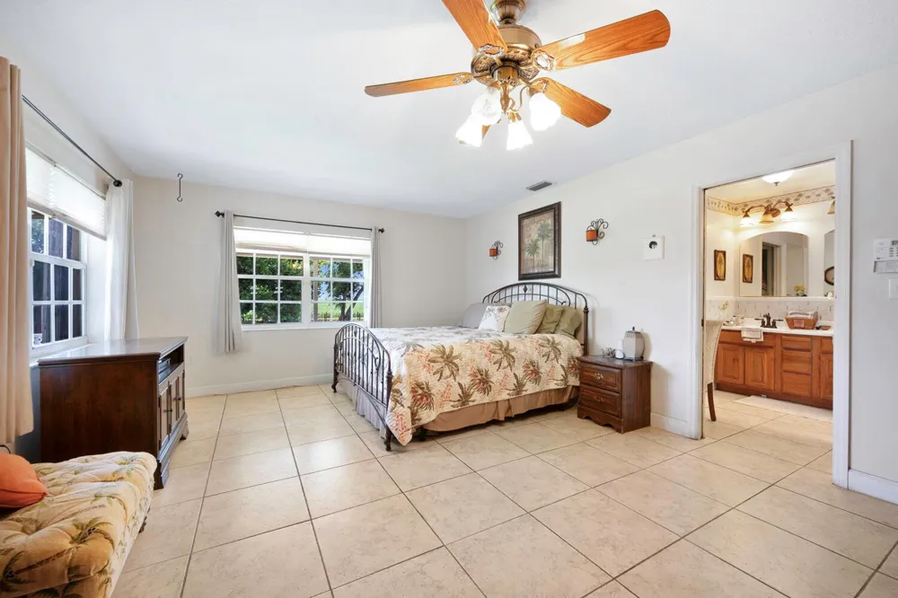 13348 Us Highway 441 Canal Point, FL 33438