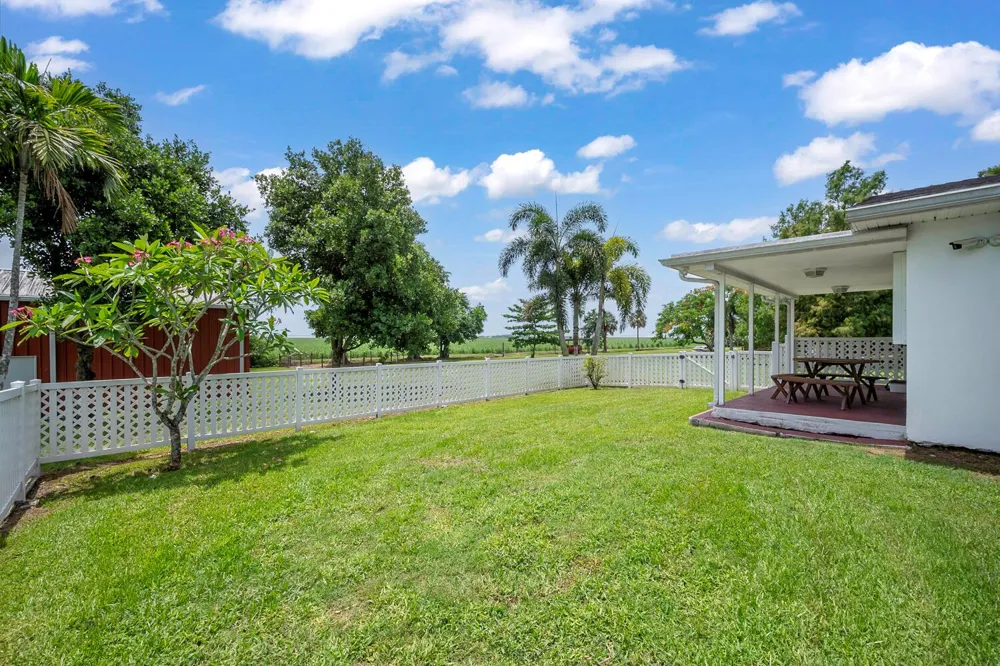 13348 Us Highway 441 Canal Point, FL 33438