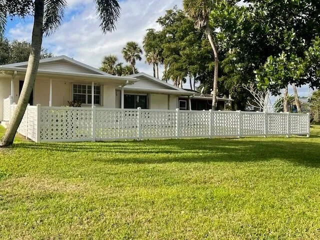 13348 Us Highway 441 Canal Point, FL 33438