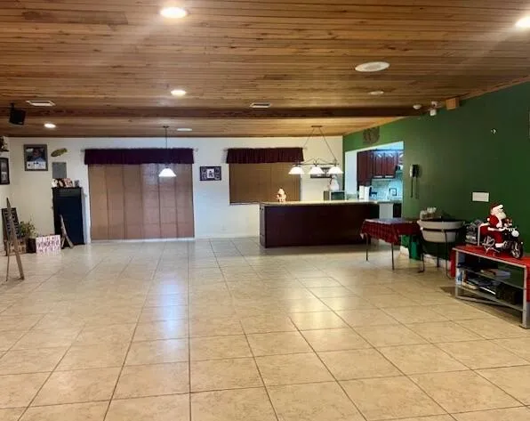 13348 Us Highway 441 Canal Point, FL 33438