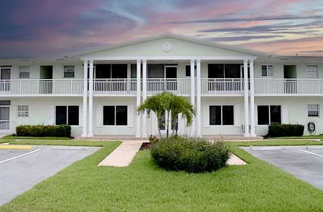2100 NE 38th Street #141 Lighthouse Point, FL 33064
