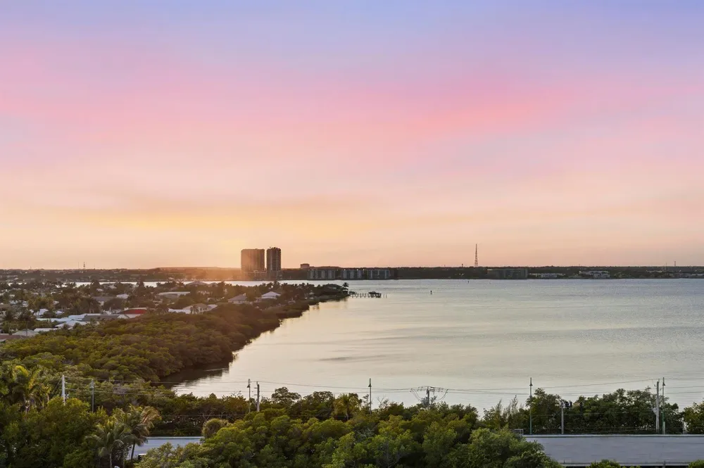5000 Ocean Drive #1001 Singer Island, FL 33404