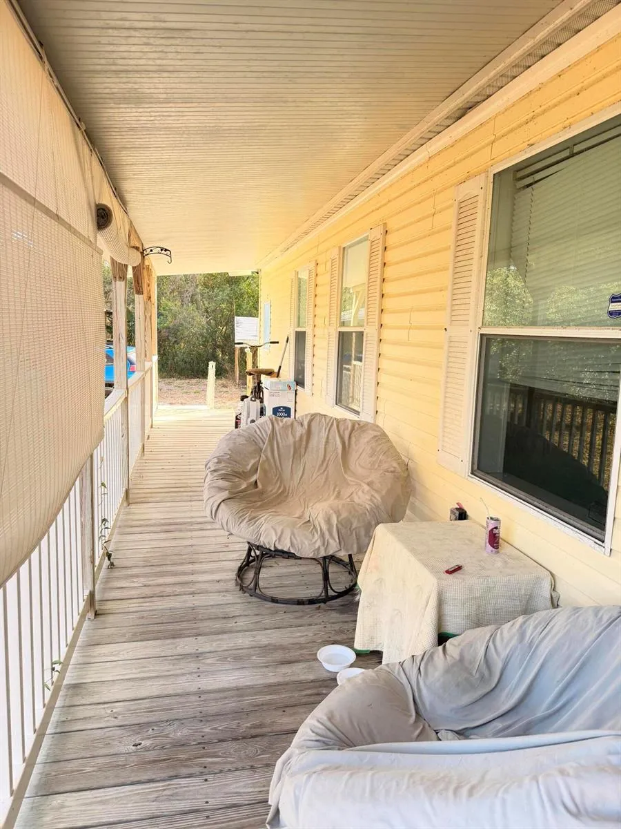 1907 NE 308th Street Okeechobee, FL 34972