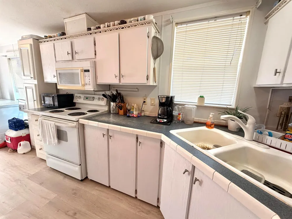 1907 NE 308th Street Okeechobee, FL 34972