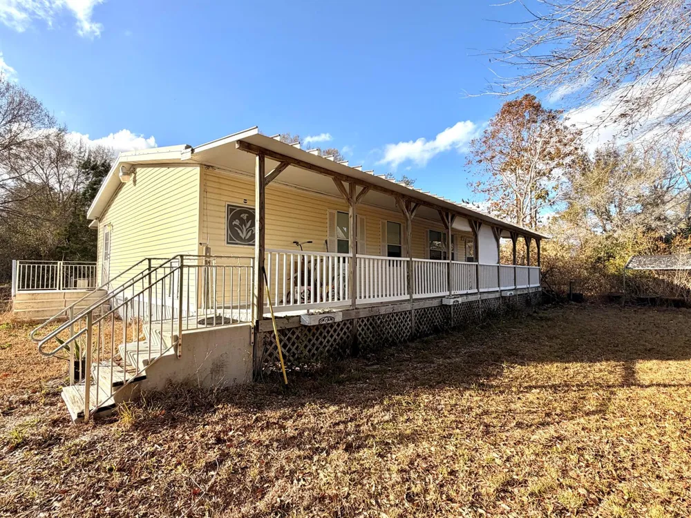1907 NE 308th Street Okeechobee, FL 34972