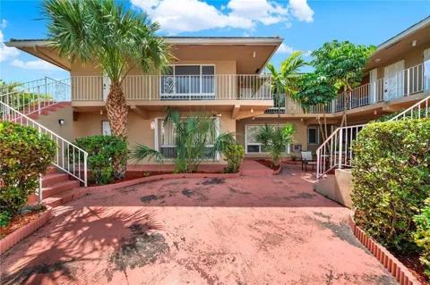 2864 NE 32nd Street #7