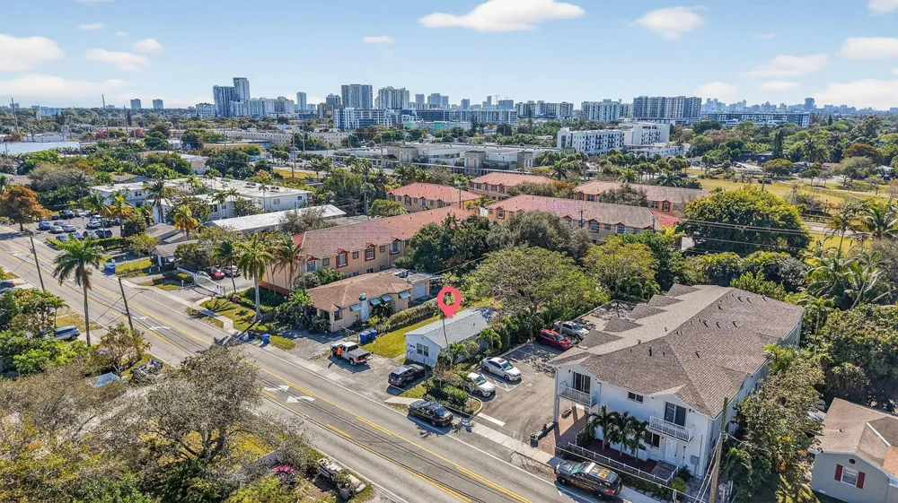 2322 Johnson Street Hollywood, FL 33020