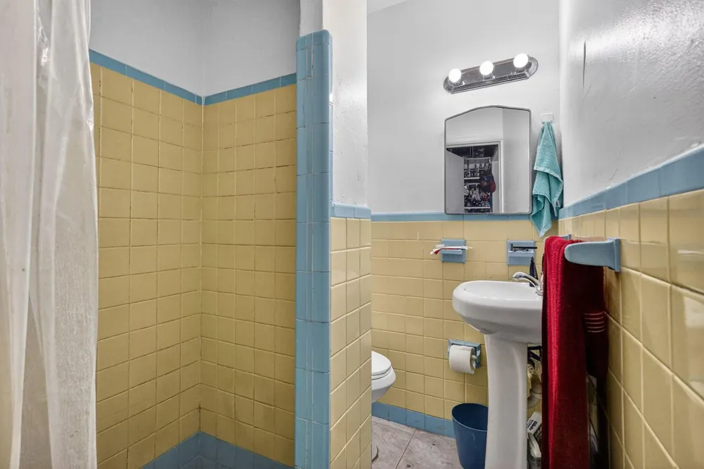 2322 Johnson Street Hollywood, FL 33020