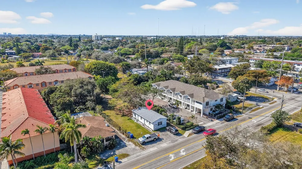2322 Johnson Street Hollywood, FL 33020