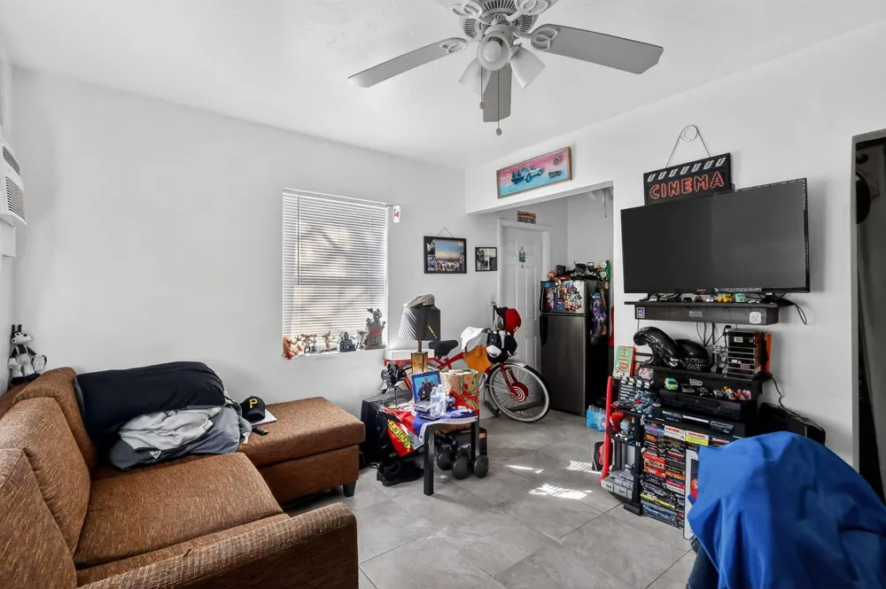 2322 Johnson Street Hollywood, FL 33020