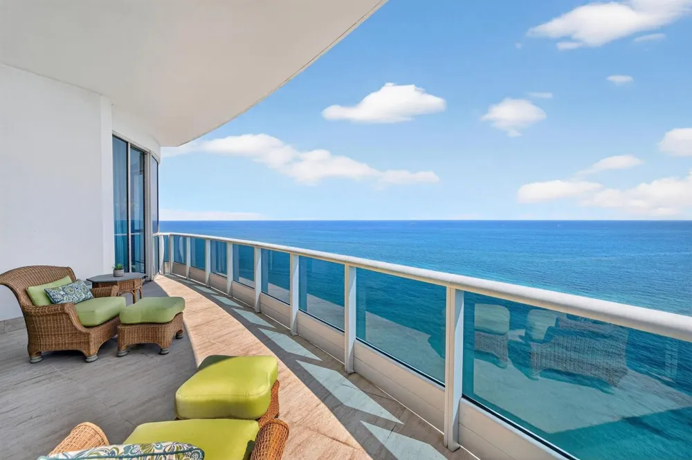 1600 S Ocean Boulevard #UPH01 Lauderdale By The Sea, FL 33062