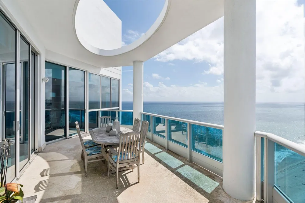 1600 S Ocean Boulevard #UPH01 Lauderdale By The Sea, FL 33062