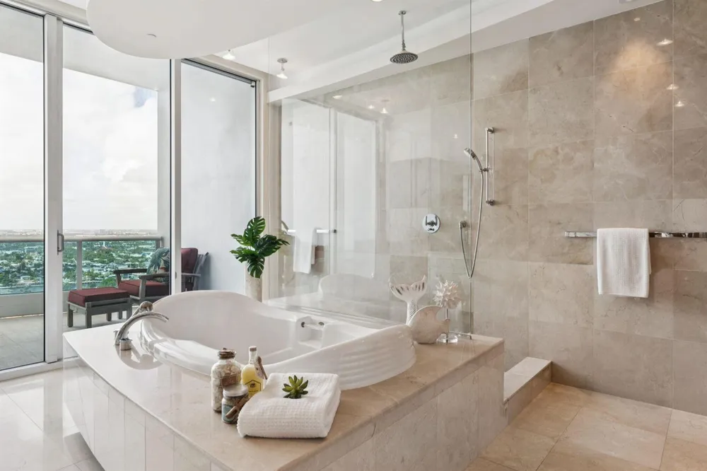 1600 S Ocean Boulevard #UPH01 Lauderdale By The Sea, FL 33062
