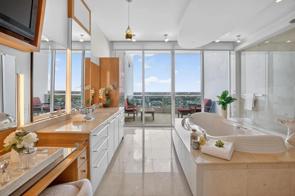 1600 S Ocean Boulevard #UPH01 Lauderdale By The Sea, FL 33062