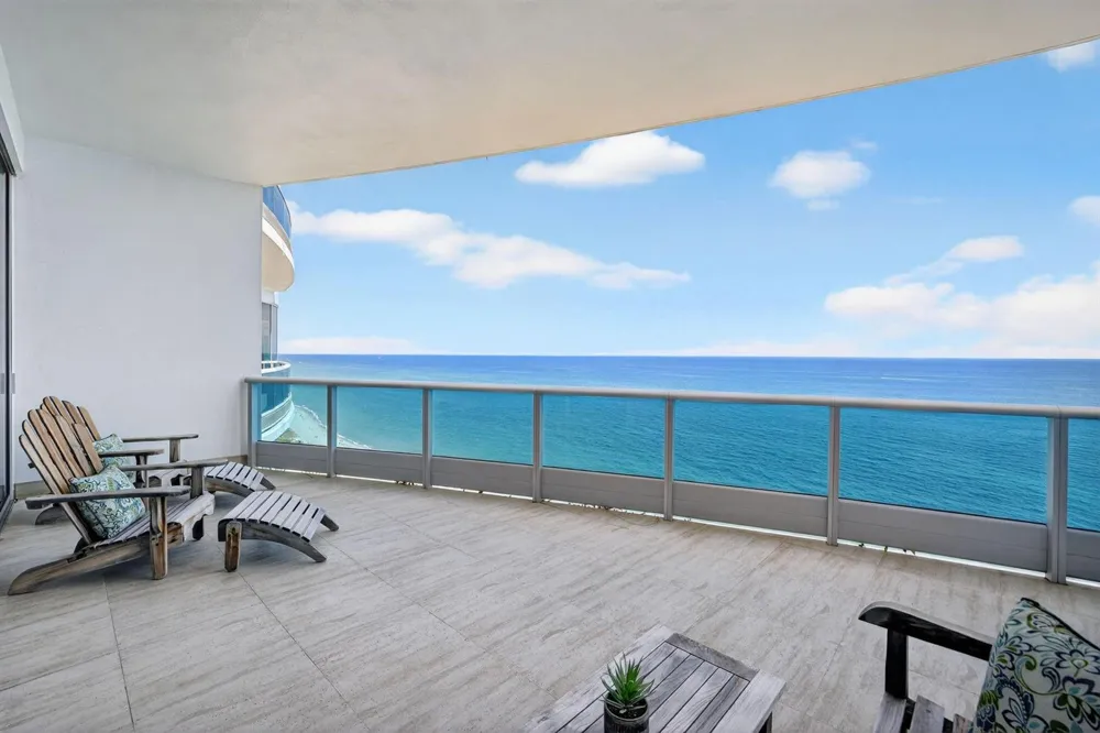 1600 S Ocean Boulevard #UPH01 Lauderdale By The Sea, FL 33062