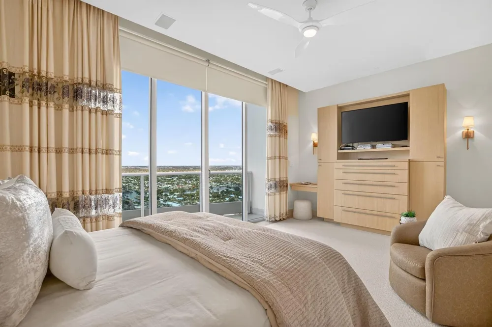 1600 S Ocean Boulevard #UPH01 Lauderdale By The Sea, FL 33062