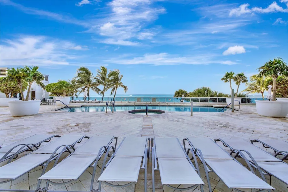 1600 S Ocean Boulevard #UPH01 Lauderdale By The Sea, FL 33062