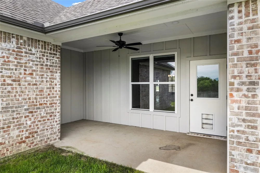 118 Sides Boulevard Bullard, TX 75757