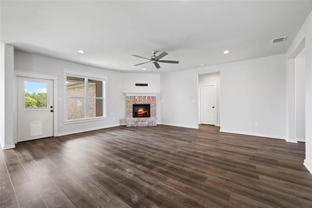 118 Sides Boulevard Bullard, TX 75757
