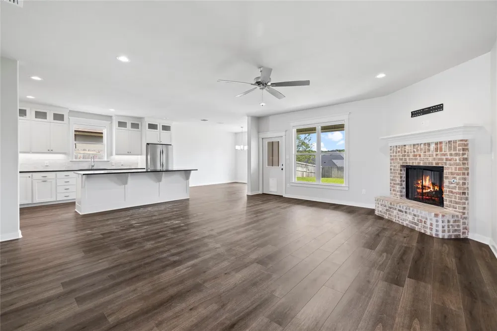 118 Sides Boulevard Bullard, TX 75757