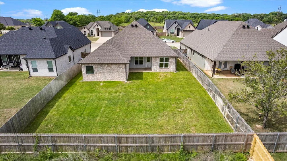 118 Sides Boulevard Bullard, TX 75757