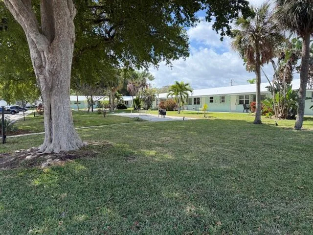 3801 NE 22nd Terrace #12 Lighthouse Point, FL 33064