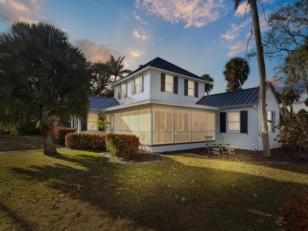 3001 N Indian River Drive Drive Fort Pierce, FL 34946