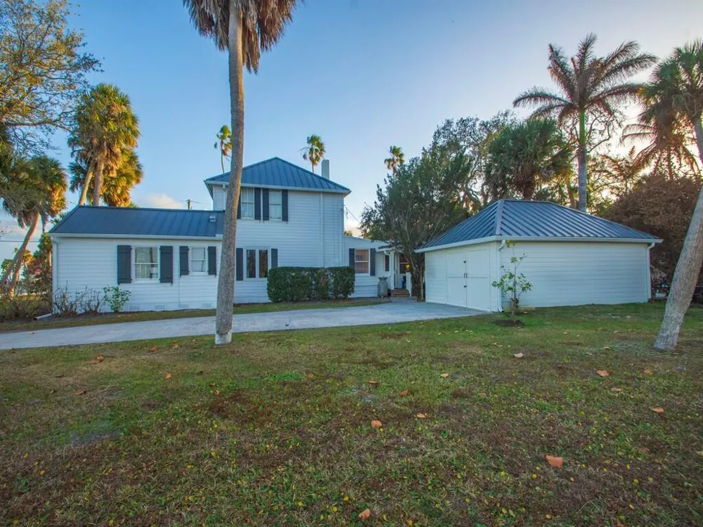 3001 N Indian River Drive Drive Fort Pierce, FL 34946