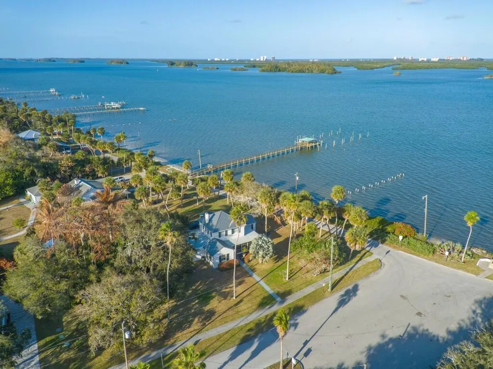 3001 N Indian River Drive Drive Fort Pierce, FL 34946