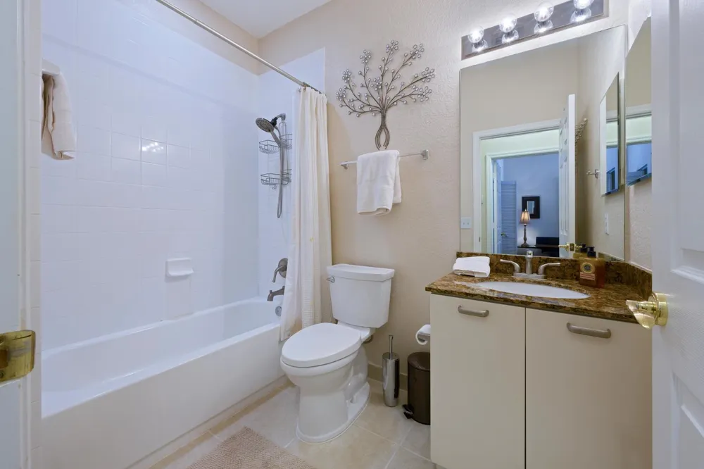 40 SE Sedona Circle #103 Stuart, FL 34994